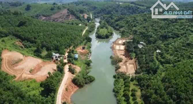 Chỉ 1,4 tỷ,2400m tại Tân Lạc,view sông bưởi rất đẹp,bám bê tông 48m, nở hâu,cách QL12B 1km - 1