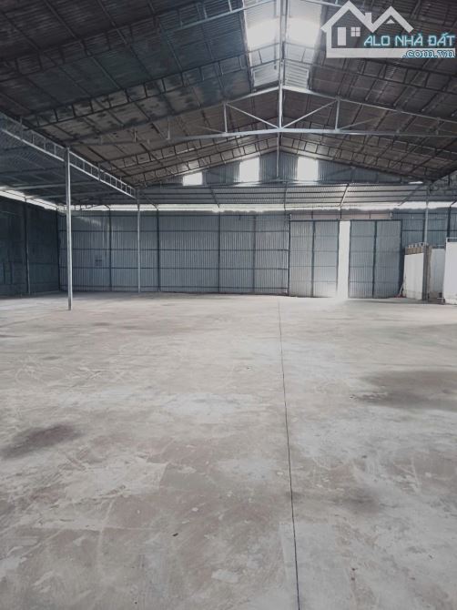 Cho thuê 700m2 và 900m2 Kho, Xưởng tại KM15 Đại Lộ Thăng Long, Vân Côn, Hoài Đức , Hà Nội. - 1