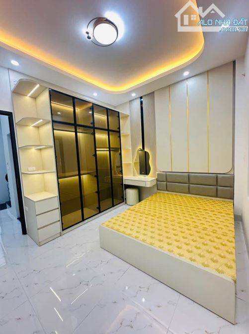 BÁN NHÀ KIM GIANG 35M, 2 THOÁNG, ÔTÔ GẦN, 4PN NỘI THẤT VIP, Ở NGAY, 6 TỶ 5 - 1