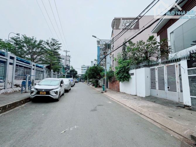 Lô góc cực đẹp 250 m . Khu vực víp nhất quận 7 phường Tân Hưng - 1