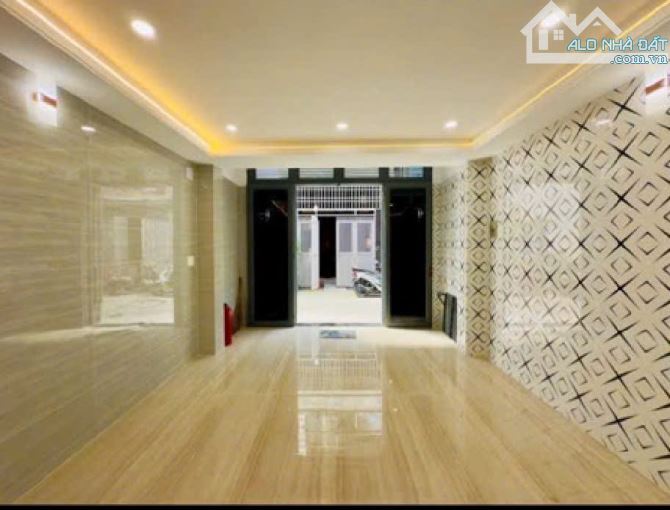 SIÊU PHẨM – Ô TÔ NGỦ TRONG NHÀ – PHẠM VĂN CHIÊU – GÒ VẤP – 7,35 TỶ còn thương lượng - 1