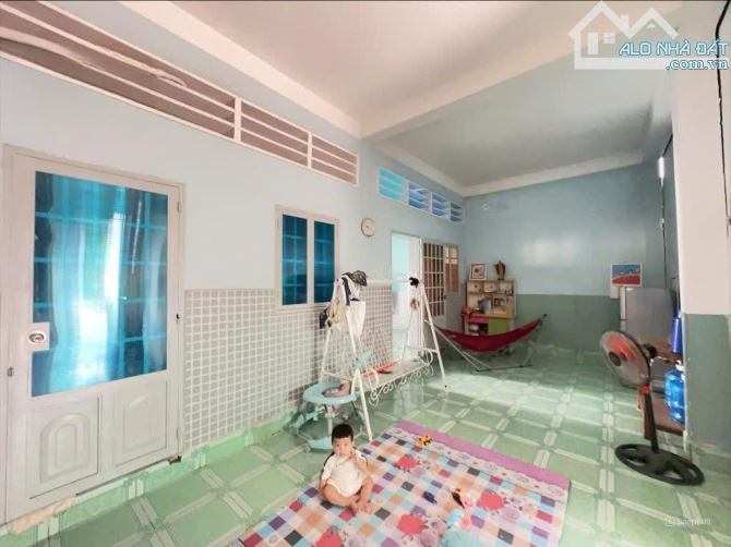 Giá cực rẻ 5,8 tỷ. Bán nhà góc 2 mặt tiền Nguyễn Bảo Đức, Tam Hiệp. 90m - 1