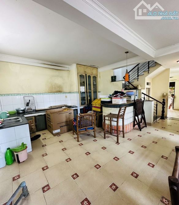 Bán nhà đường Trương Công Định, P14, Tân Bình, 100m2, 3 tầng, 9,3 tỷ - 1