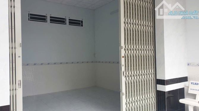 cho thuê 2 phòng có sân rộng hẻm 9 phạm ngọc hưng 100m2 lộ ô tô giá 5tr/tháng - 2