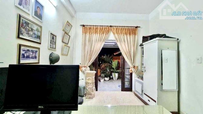 DT 200M2- 2 MẶT TIỀN ĐƯỜNG ĐẶNG VĂN NGỮ- SÁT CHỢ CẨM LỆ- KINH DOANH SẦM UẤT. - 2
