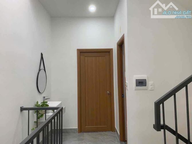 NHÀ NGAY MẶT TIỀN HOÀNG DIỆU TT HẢI CHÂU ĐÀ NẴNG 80M2 3 TẦNG CHỈ 4 TỶ X - 2