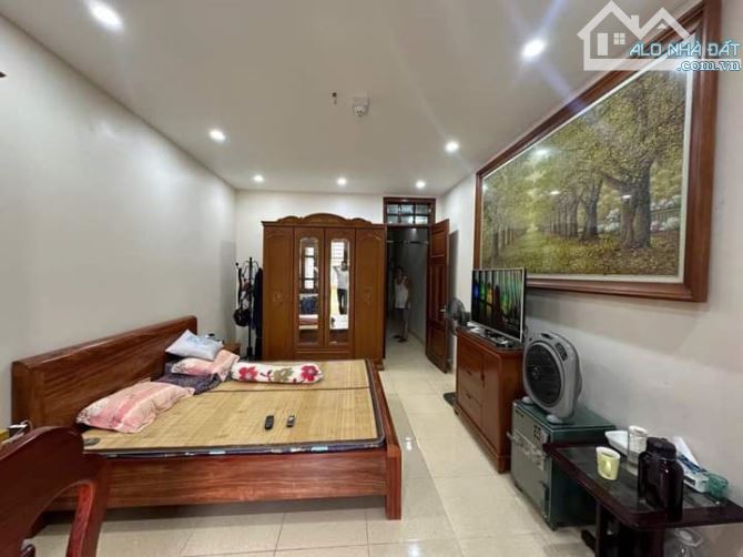 Nhà rẻ nhất  Mậu Lương 31m 5tầng mặt tiền 4,5m  giá 5,8x tỷ - 2