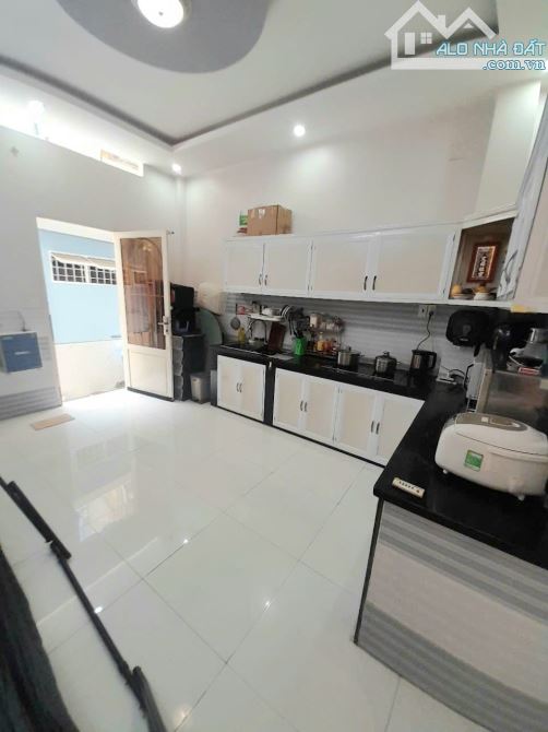 Hẻm nhựa 8M, Ô tô, KD, Bùi Minh Trực, P5,Q8, Nhà Mới Đẹp, 70m2(4x18)4 Tầng - 2