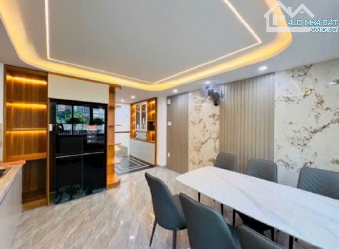 SIÊU PHẨM – Ô TÔ NGỦ TRONG NHÀ – PHẠM VĂN CHIÊU – GÒ VẤP – 7,35 TỶ còn thương lượng - 2