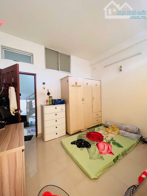 CĂN NHÀ GIÁ RẺ TẠI QUẬN 3-XÁCH VALI VÀO Ở NGAY-41M2-3tang-HXH-nhỉnh 7tytl. - 2