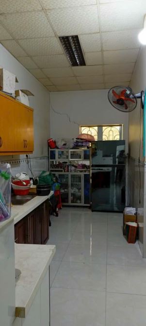 Chủ cần bán căn nhà Cấp 4 - 250 m² -mặt tiền gần Trịnh Thị Miếng Hóc Môn giá rẻ chỉ 4.5 tỷ - 3