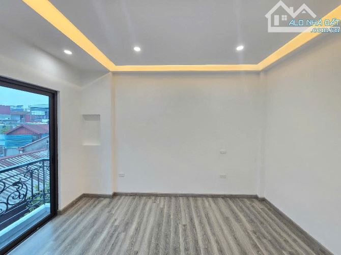 Bán nhà Ngõ Chợ Khâm Thiên- 52m2-6 tầng thang máy- 6 phòng ngủ- ô tô gần-8.9 tỷ - 3