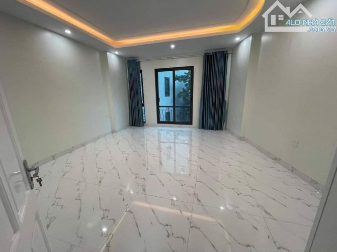 Bán nhà Xuân La- phân lô- lô góc – gara –kinh doanh 45m 6 tầng 11.7tỷ - 3