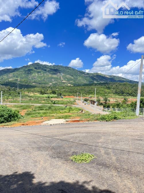 CHỈ 850 TRIỆU MUA ĐƯỢC LÔ ĐẤT 378m FULL THỔ CƯ , ĐẤT RÁT ĐẸP - 4