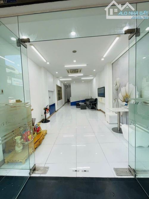 BÁN NHÀ MẶT PHỐ GIẢNG VÕ - QUẬN ĐỐNG ĐA 55m 5 TẦNG MẶT TIỀN 3,9m GIÁ 29,5 TỶ - 4