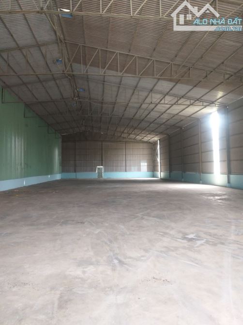 Cho thuê kho xưởng 800m2 - 1200m2 - 2300m2 - 2500m2 - 8000m2 pháp lý đầy đủ TP Thuận An BD - 4