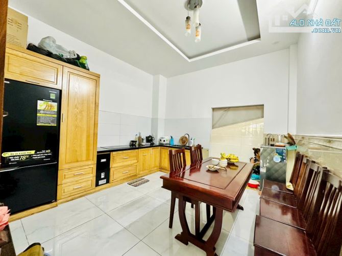 Bán nhà 1 trệt 2 lầu đường Tô Ngọc Vân, Quận 12 giá 5,15 tỷ - 5