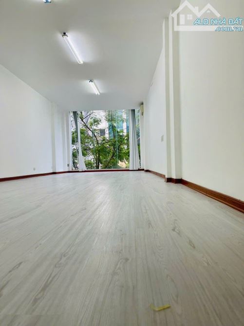 BÁN NHÀ MẶT PHỐ GIẢNG VÕ - QUẬN ĐỐNG ĐA 55m 5 TẦNG MẶT TIỀN 3,9m GIÁ 29,5 TỶ - 5