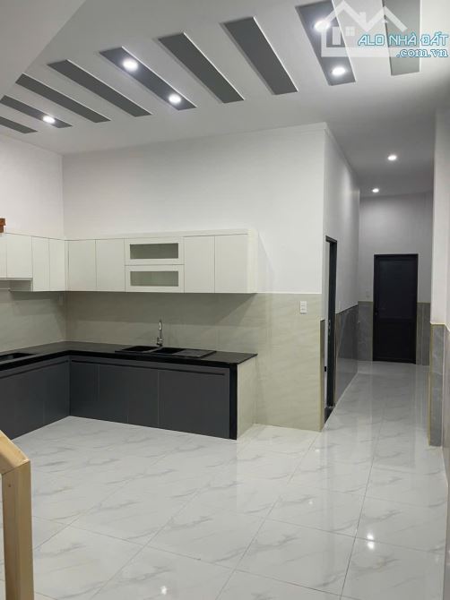 Bán gấp nhà tân cổ điển 1 trệt 1 lầu sân xe hơi KDC Tân Triều sổ riêng thổ cư 100% - 5