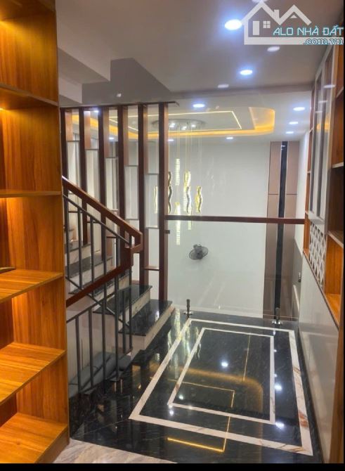 SIÊU PHẨM – Ô TÔ NGỦ TRONG NHÀ – PHẠM VĂN CHIÊU – GÒ VẤP – 7,35 TỶ còn thương lượng - 6