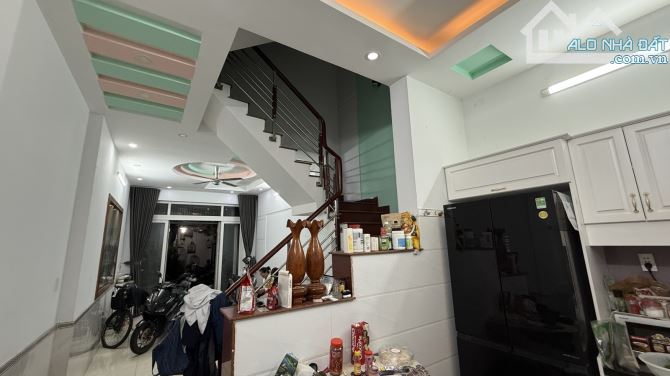 Bán nhà Tô Hiến Thành Quận 10,hẻm Ô Tô 4x15 3 tầng chỉ 6.5 tỷ.