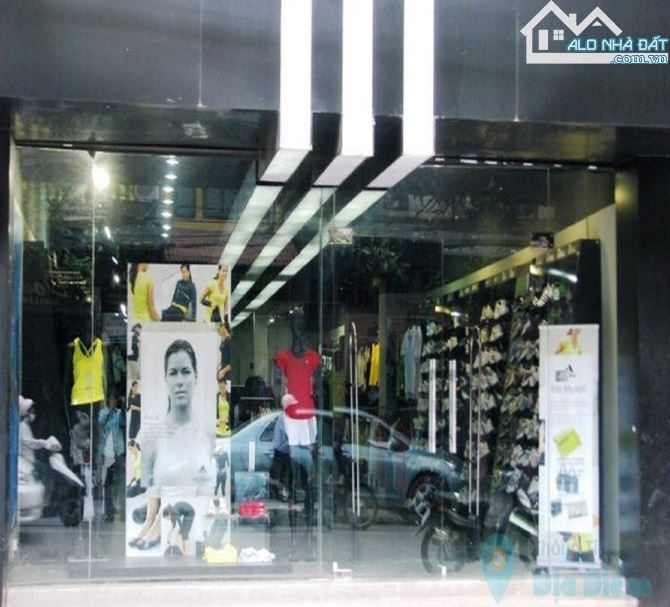 Bán Nhà Mặt Phố Nguyên Hồng, Đống Đa DT 239m2 x MT:9,5m. Giá Siêu Rẻ