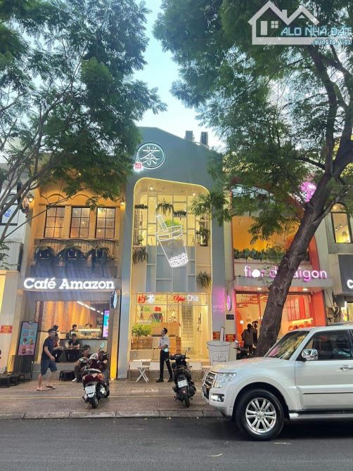 Chia TS - Bán nhà Phan Văn Trị, B.Thạnh - 8.5 x 18m - 4 Tầng - HD: 100 Triệu - 18.9 Tỷ
