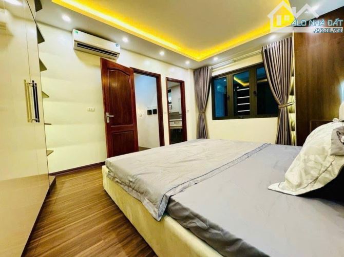 Nhà đẹp quan hoa- 38m2 - 5 tầng xây mới cầu giấy - lô góc rất đẹp - nhỉnh 7tỷ