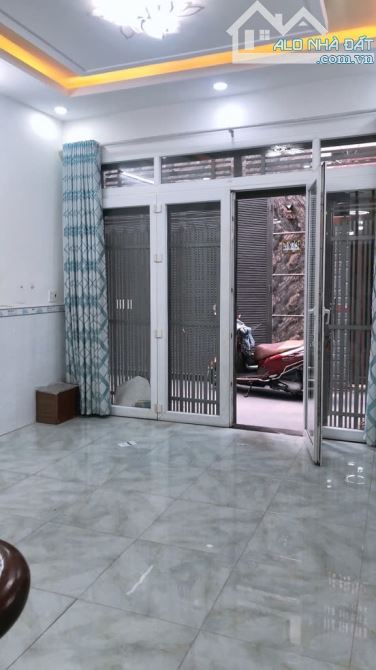 35M2 - 2 Tầng BTCT - Nở Hậu Tài Lộc - Đường 3M Thông