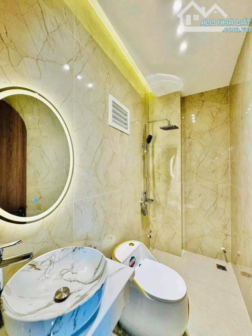 Nhà Nguyên Căn Full Nội Thất🆘Nguyễn Văn Lượng P 10🆘4x16m 4 Lầu 5pn 5wc🆘25 Triệu - 10