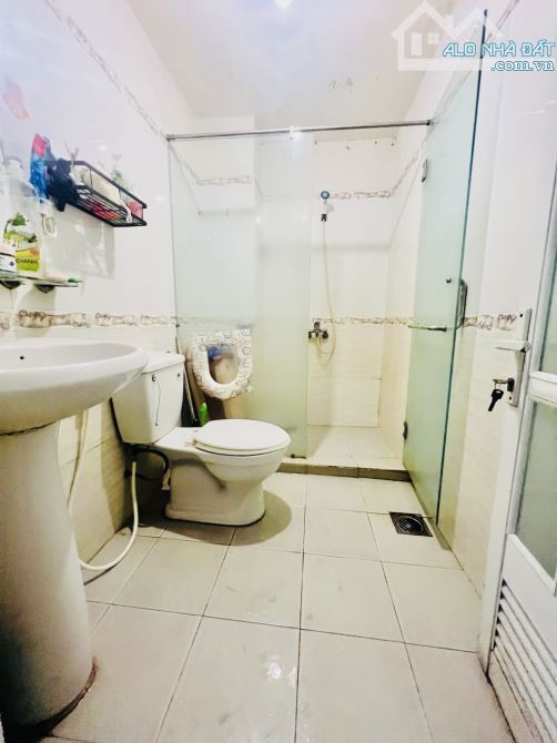 📌VIP📌DIỆP MINH CHÂU - MT HẺM THÔNG 8m K. Doanh tốt - 9.x tỷ - 72 m2 - 4 tầng hoàn công. - 11