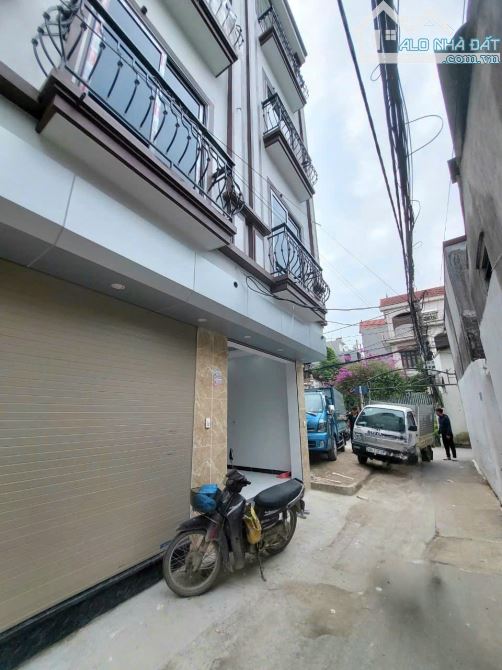 NHÀ ĐẸP KIM CHUNG-HOÀI ĐỨC-NGÕ THÔNG ĐƯỜNG Ô TÔ- 39M x 5 TẦNG CHỈ 5,5 TỶ - 1