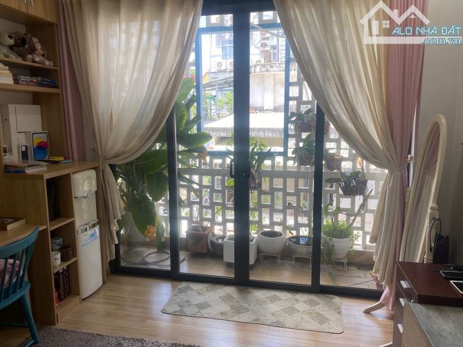 Kẹt tiền bán gấp căn nhà MTKD Nguyễn Hồng Đào P14, Tân Bình 4x20m, 5 tầng thang máy. - 1