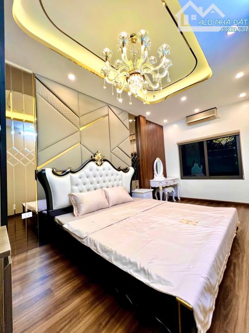 BÁN GẤP NHÀ ĐỘI CẤN NHỈNH 6 TỈ - 28M2x4T - NỘI THẤT LUXURY - 25M RA MẲ PHỐ - Ở SƯỚNG! - 1