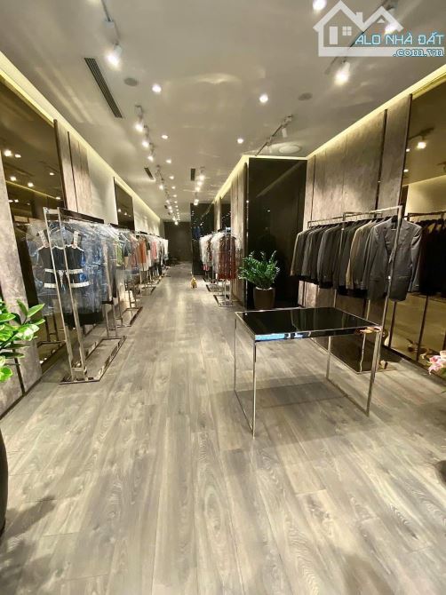 Siêu phẩm mặt phố Lý Thường Kiệt, Hoàn Kiếm 100m, 6 tầng, MT 5m giá 81 tỷ. - 1