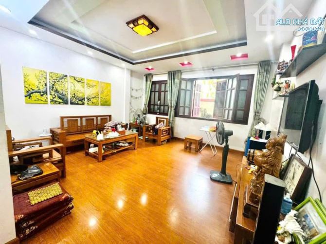 Cần bán Lô góc Văn Quán Hà Đông 45m2 ôtô vào nhà kinh doanh tốt hơn 8 tỷ - 1