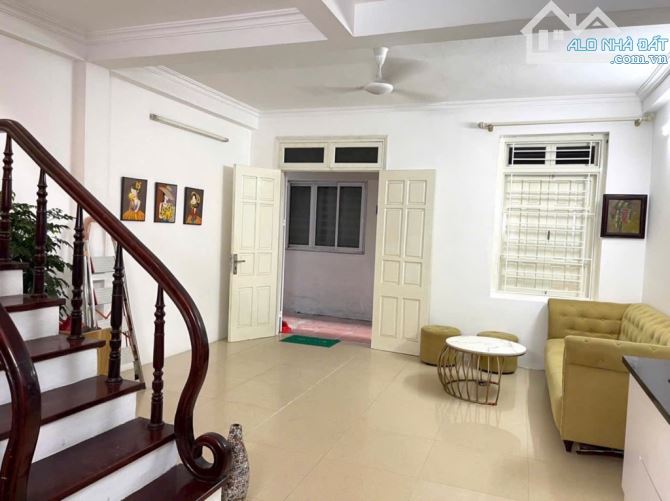 Phân khúc hiếm, bán nhà viện rau Trâu Quỳ Gia Lâm, 33m, nhỉnh 4 tỷ. - 1