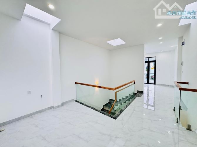 Cần bán căn nhà vừa mới hoàn thiện xong nằm tại phường Vĩnh Hải. - 16