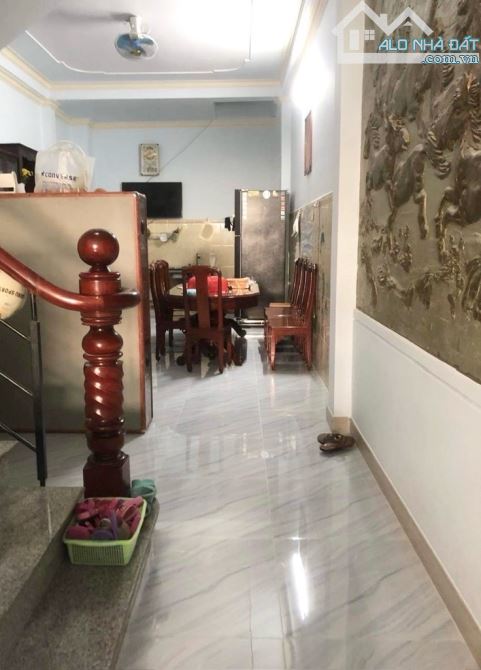 KHU VIP NGUYỄN GIA TRÍ - CÁCH MT 10m - 4 TẦNG - HXH 8m - 80M2 (4x20) - 16,6 TỶ - 2