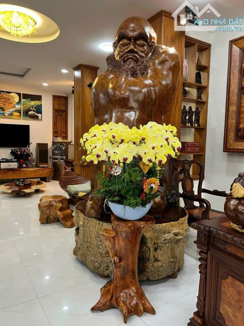 Cần Bán nhanh biệt thự Vĩnh Điềm Trung B, Nha Trang xây thành 2 căn riêng biệt ,Ngang14m - 2