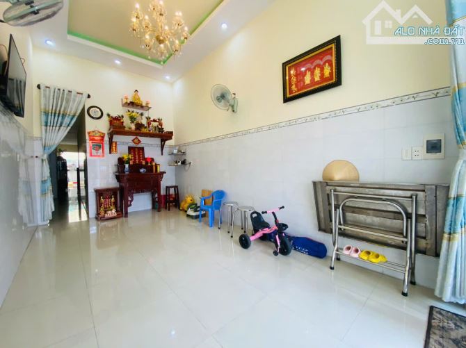 🏠 Bán Nhà 1 Lầu P. Hòa Bình Gần Đường CMT8 DT 72m2 Chỉ 2,8 Tỷ - 2