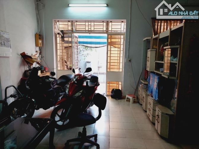 Bình Thạnh- Hẻm ô tô- 140m2 ngang 6m - cách mặt tiền 1 căn - 11 tỷ - 2