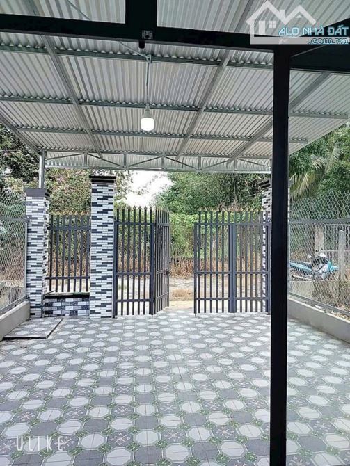 BÁN NHÀ CỰC GẤP ĐỂ ĐI NƠI KHÁC, DIỆN TÍCH 200M2, GIÁ 680TR, SHR,TRUNG TÂM Tx TRẢNG BÀNG - 3