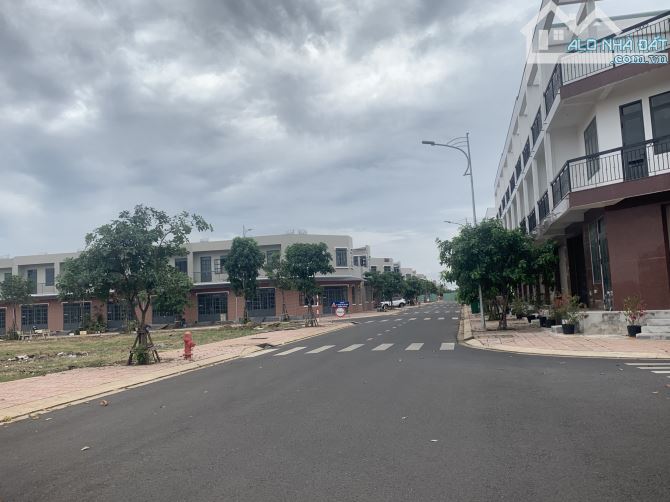 Bán shophoue P.Bảo Vinh - TP Long Khánh giá rẻ, sổ riêng hoàn công - 3