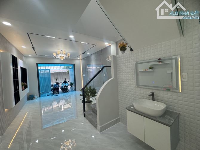 Bán nhà Hậu Giang -dt 80m2 - giá 7.7 tỷ - 3