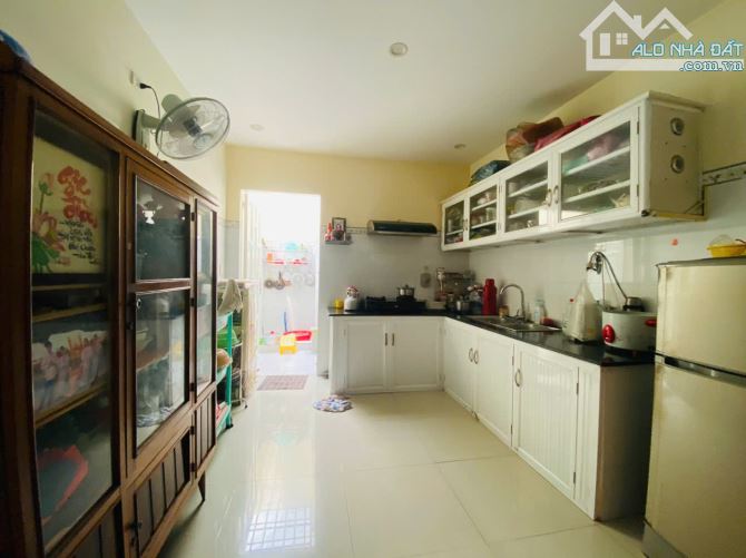 🏠 Bán Nhà 1 Lầu P. Hòa Bình Gần Đường CMT8 DT 72m2 Chỉ 2,8 Tỷ - 3