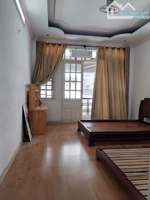 KHU VIP NGUYỄN GIA TRÍ - CÁCH MT 10m - 4 TẦNG - HXH 8m - 80M2 (4x20) - 16,6 TỶ - 4