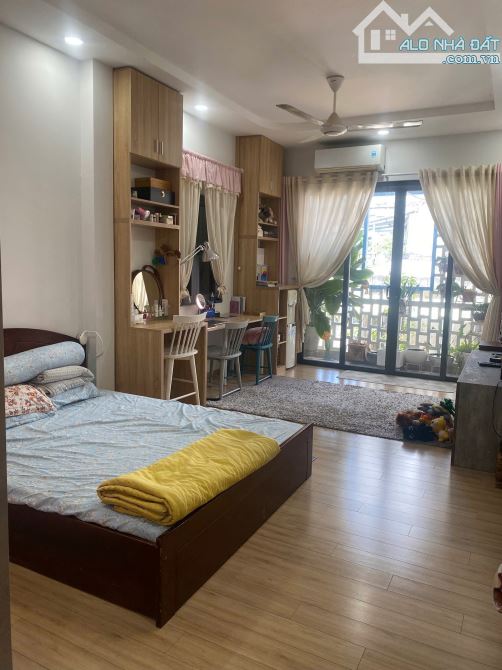 Kẹt tiền bán gấp căn nhà MTKD Nguyễn Hồng Đào P14, Tân Bình 4x20m, 5 tầng thang máy. - 4