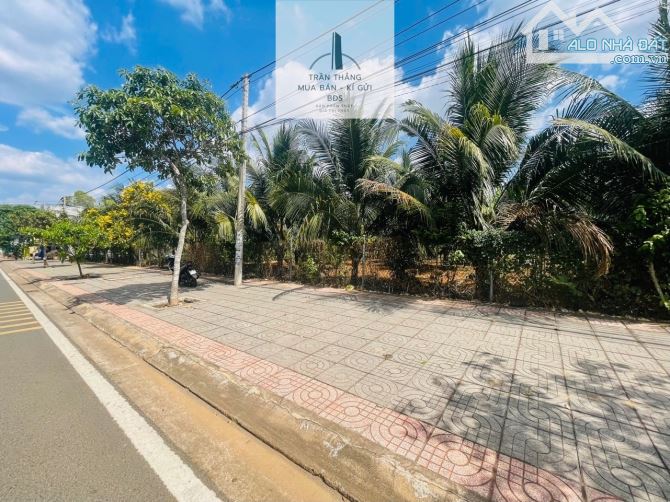 ĐẤT TT NGÃI GIAO SÁT BÊN TRUNG TÂM Y TẾ MỚI CHÂU ĐỨC - ĐƯỜNG 30/4 - 5