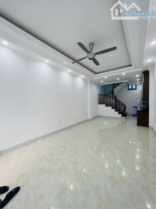 NHÀ MỚI YÊN NGHĨA, HÀ ĐÔNG - LÔ GÓC 2 THOÁNG, Ô TÔ ĐỖ CỬA, NHỈNH 4 TỶ